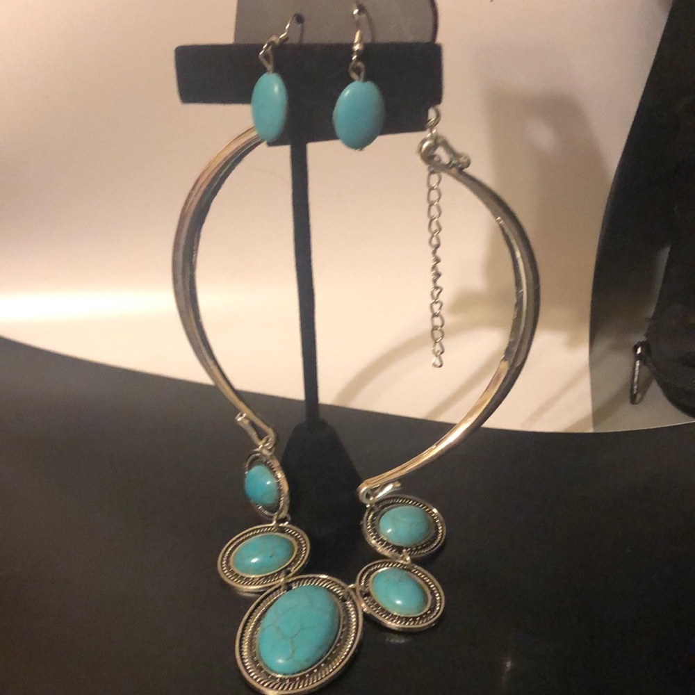 Sliver earrings set
